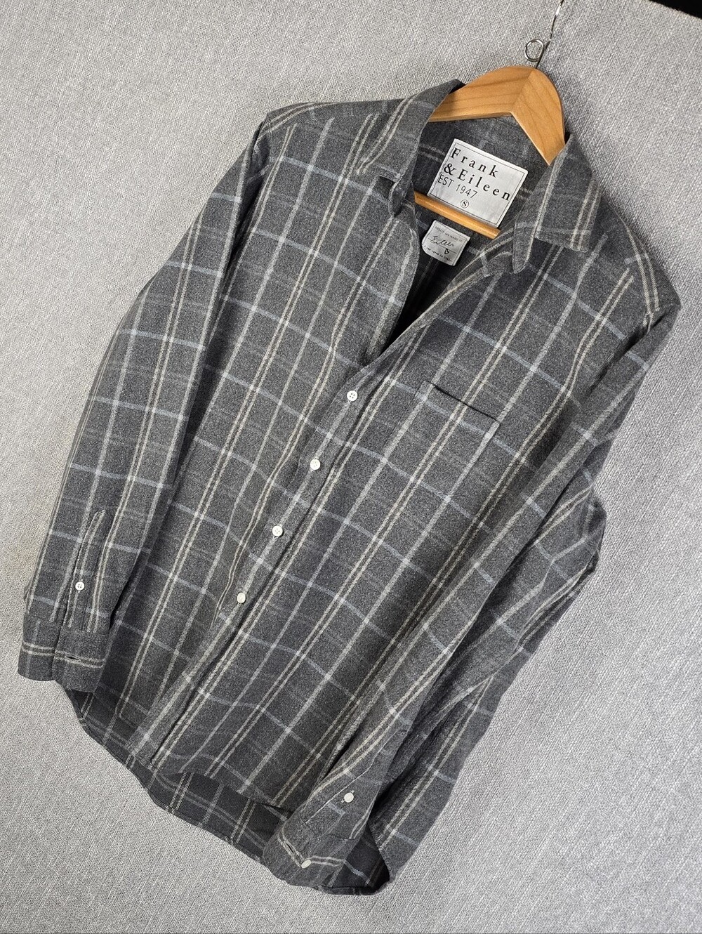 Frank & Eileen "Eileen" Button Front Gray Flannel Shirt 100% Cotton Sz S